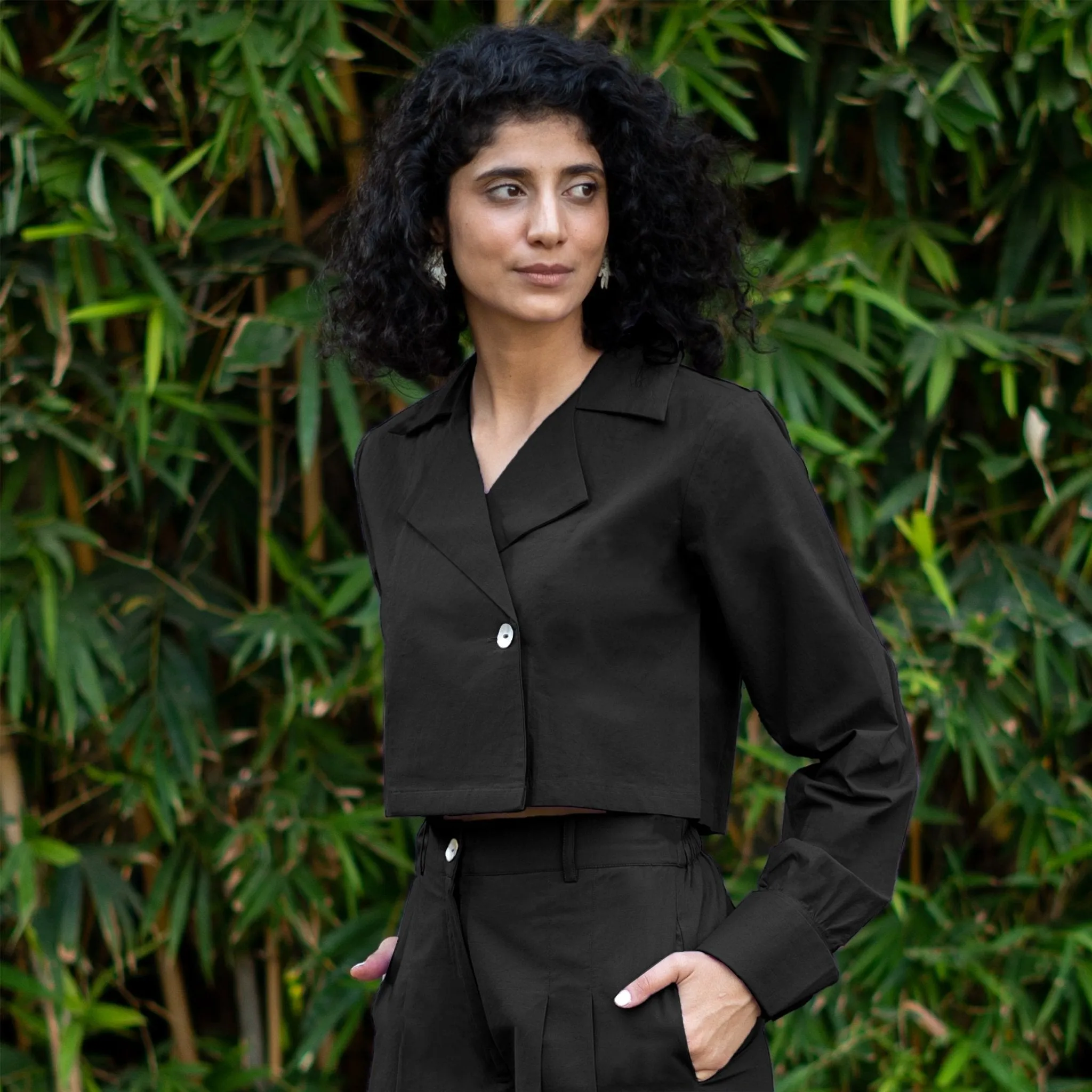 Black Cotton Poplin Full Sleeve Cropped Shirt
