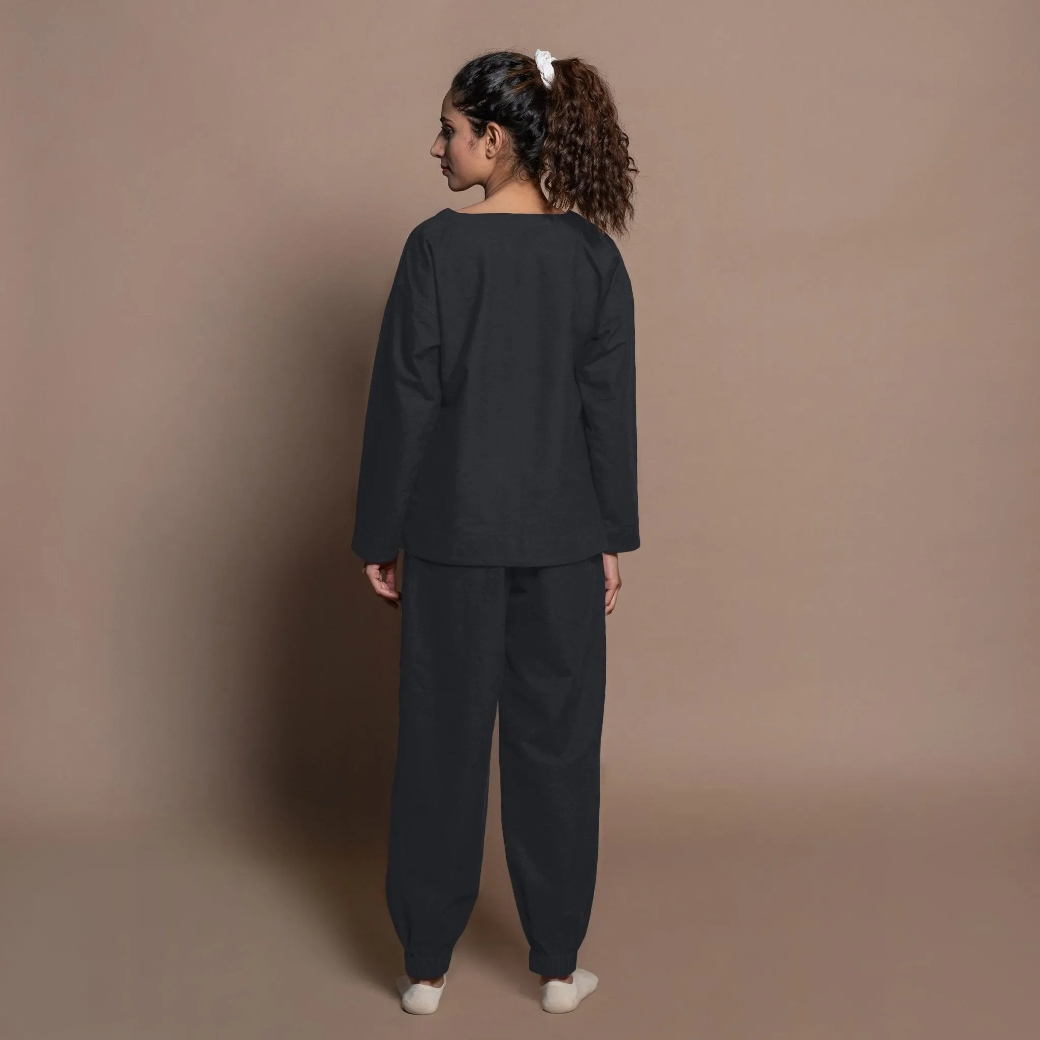 Black Warm Cotton Flannel Round Neck Sweatshirt