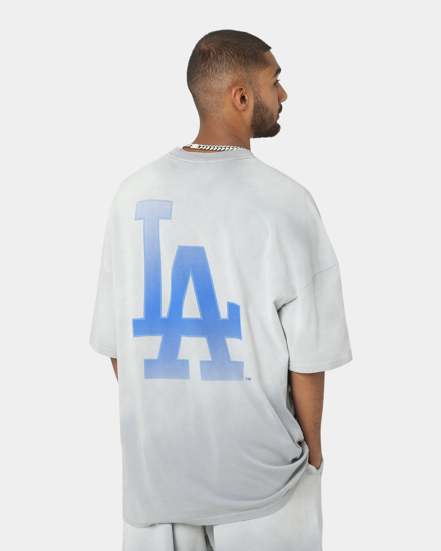 Majestic Athletic Los Angeles Dodgers Solarised Oversized T-Shirt Warm Grey