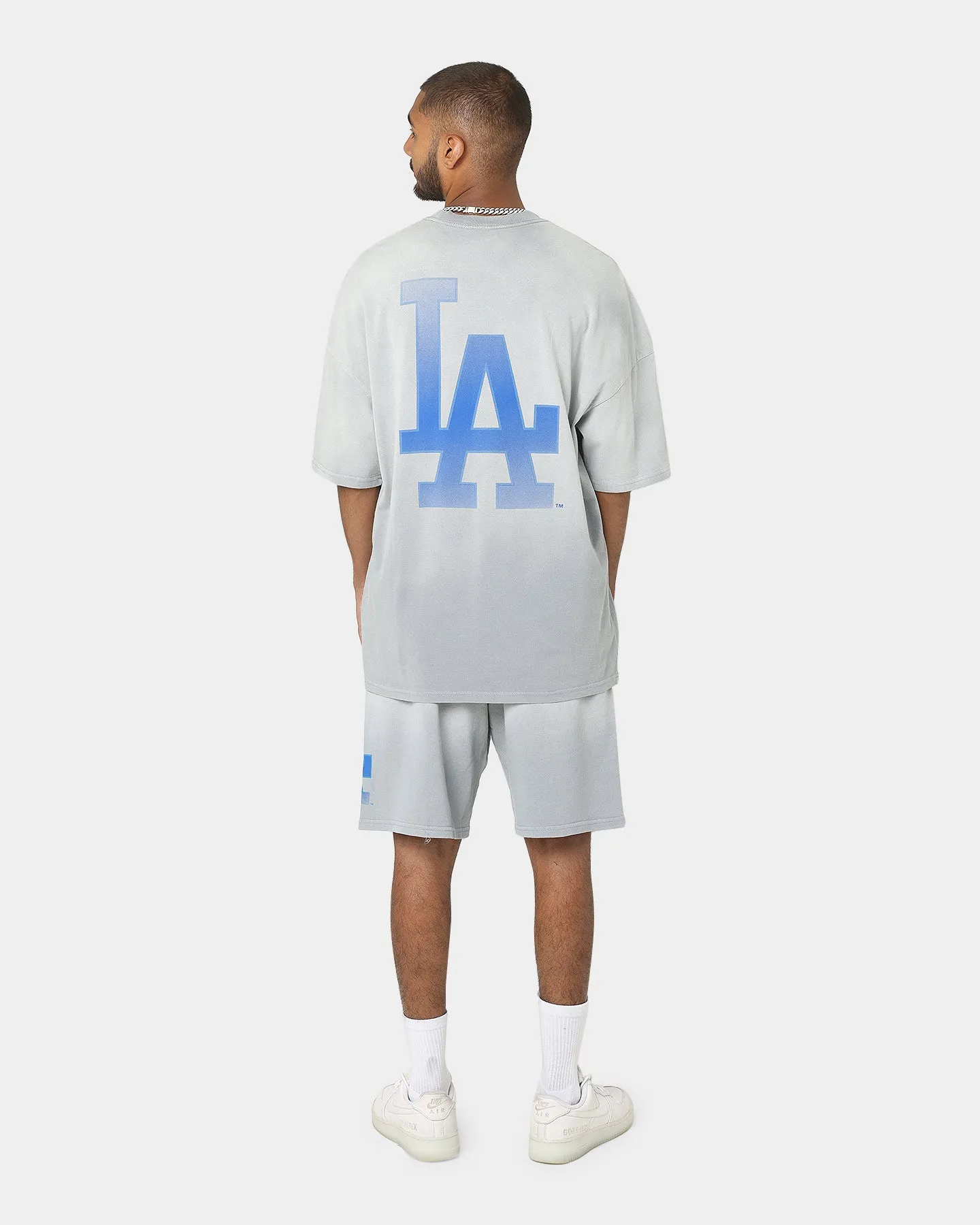 Majestic Athletic Los Angeles Dodgers Solarised Oversized T-Shirt Warm Grey